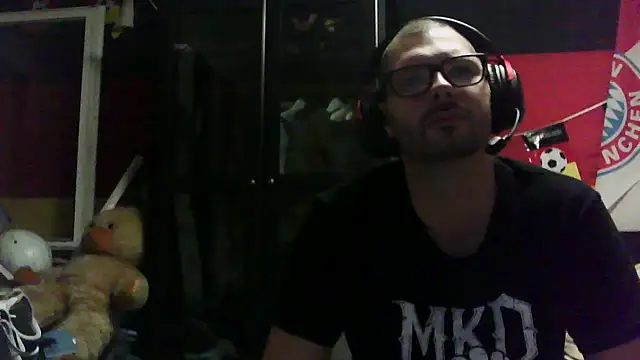 Snapshot of Die-geile-Sau chatting on 29, 9, 2025 Die-geile-Sau online show from 29, 9, 2025