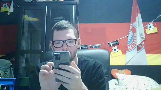 Die-geile-Sau online show from 17, 2, 2026