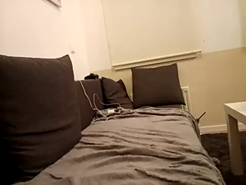 Ebinator666 online show from 4, 2, 2025