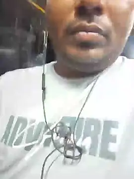 Snapshot of Bangalorebull chatting on 31, 5, 2026 Bangalorebull online show from 31, 5, 2026