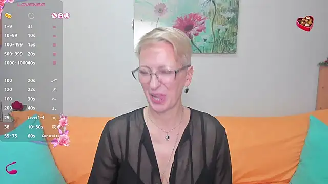 iamyourdream89 online show from 11, 12, 2024
