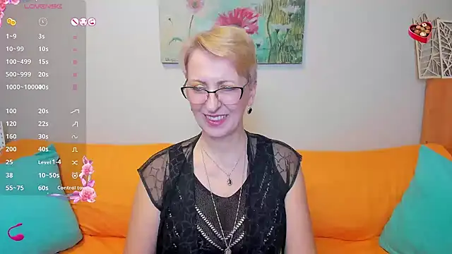 iamyourdream89 online show from 3, 2, 2025