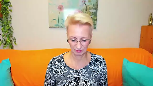 iamyourdream89 online show from 2, 11, 2025