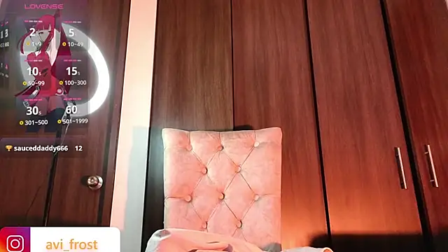 Snapshot of avi_frost chatting on 13, 9, 2025 avi frost online show from 13, 9, 2025