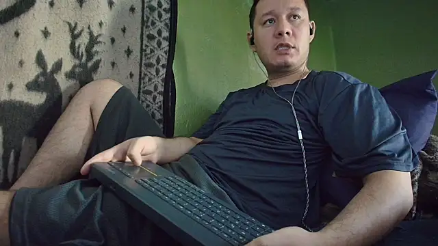 Snapshot of sweet_cock28 chatting on 28, 4, 2026 sweet cock28 online show from 28, 4, 2026