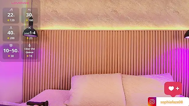 big tits in your face online show from 14, 12, 2025