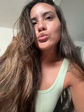 Snapshot of fenixgre chatting on 6, 1, 2026 fenixgre online show from 6, 1, 2026