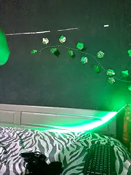 Snapshot of Carlafoxxx chatting on 6, 3, 2025 Carlafoxxx online show from 6, 3, 2025