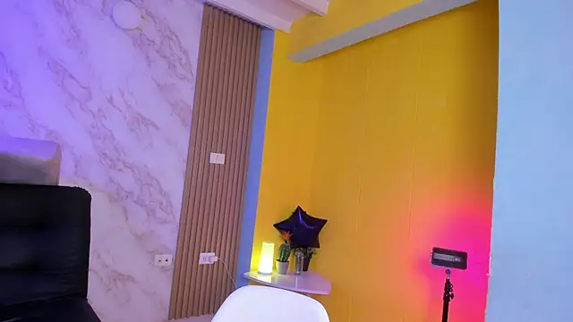 Megan blue7 online show from 12, 10, 2025