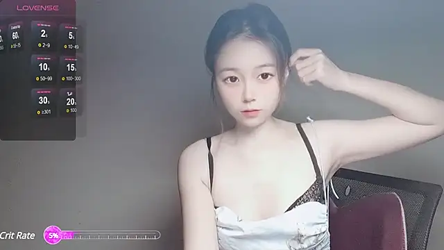 VaerySaenz online show from 1, 2, 2025