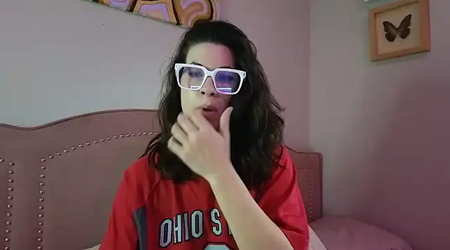 Snapshot of highly_inappropriate chatting on 14, 1, 2025 highly inappropriate online show from 14, 1, 2025