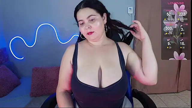 Snapshot of GiordanaPinoo chatting on 3, 7, 2026 GiordanaPinoo online show from 3, 7, 2026