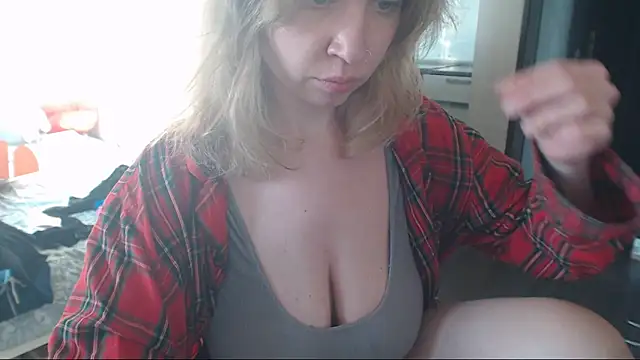 Snapshot of amanda_kiss_kiss chatting on 28, 2, 2025 amanda kiss kiss online show from 28, 2, 2025