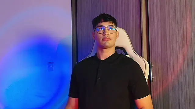 Jimmy Leeh  online show from 17, 10, 2025