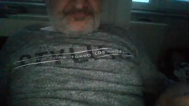 Snapshot of asira39 chatting on 18, 4, 2026 asira39 online show from 18, 4, 2026