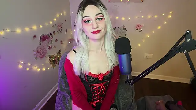 Starr1123 online show from 4, 4, 2026