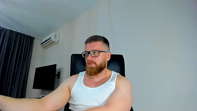 Snapshot of Findom_guy chatting on 28, 4, 2026 Findom guy online show from 28, 4, 2026