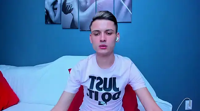 andboyfor6 online show from 31, 1, 2025