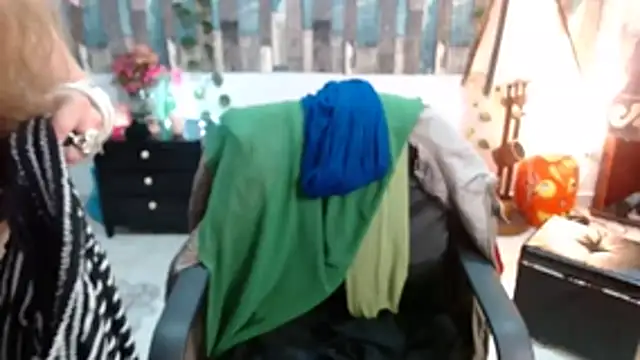 KarimaSarabe online show from 4, 11, 2025