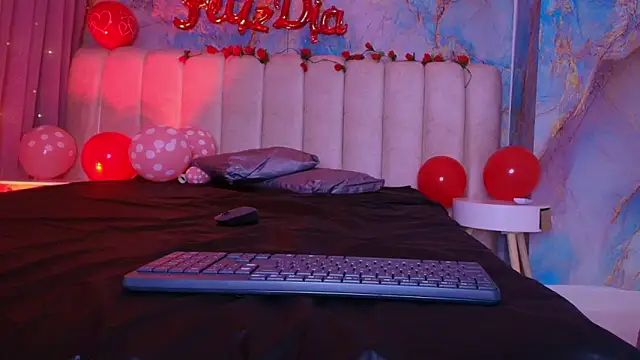  sex mia online show from 12, 2, 2026