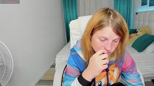 Kathlyn  Heath online show from 13, 10, 2025