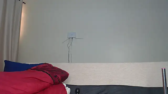 NIKKIE LOVE online show from 15, 2, 2025