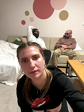 Snapshot of secretcrazy69 chatting on 3, 12, 2024 secretcrazy69 online show from 3, 12, 2024