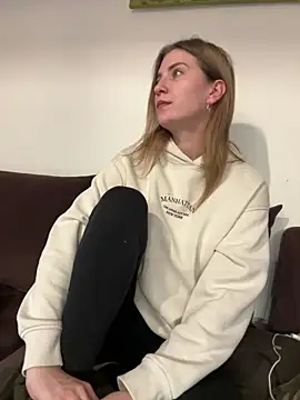 Snapshot of secretcrazy69 chatting on 11, 1, 2025 secretcrazy69 online show from 11, 1, 2025