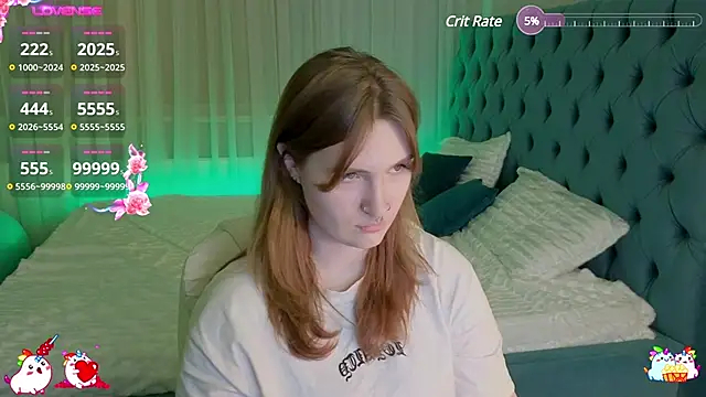 Snapshot of _Chlo__e chatting on 4, 2, 2025 Chlo e online show from 4, 2, 2025