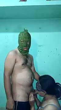 Snapshot of hotty_Sexy-couple chatting on 6, 12, 2024 hotty Sexy-couple online show from 6, 12, 2024