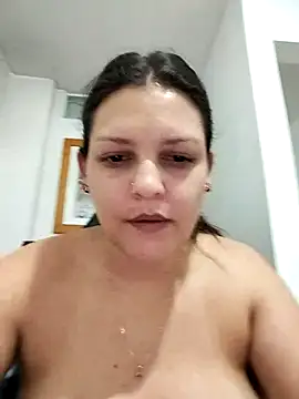 Mia Hampton online show from 14, 2, 2026