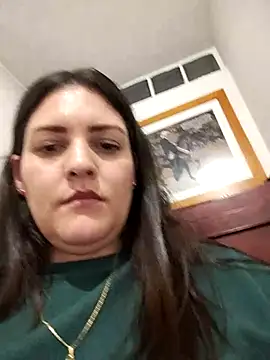 Snapshot of Mia_Hampton chatting on 6, 5, 2026 Mia Hampton online show from 6, 5, 2026