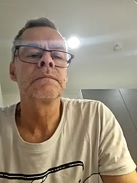 DarrenSullivanSlut online show from 12, 12, 2024