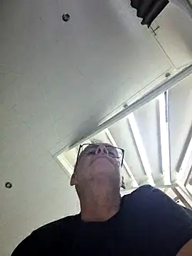 DarrenSullivanSlut online show from 18, 3, 2025