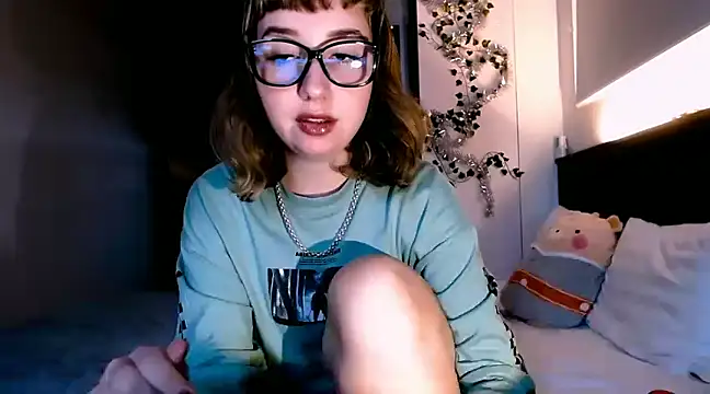 Snapshot of Cosmo_Riri chatting on 29, 12, 2024 Cosmo Riri online show from 29, 12, 2024