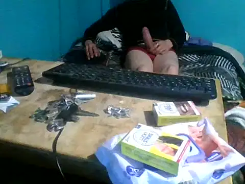 Snapshot of malekon76 chatting on 12, 12, 2024 malekon76 online show from 12, 12, 2024