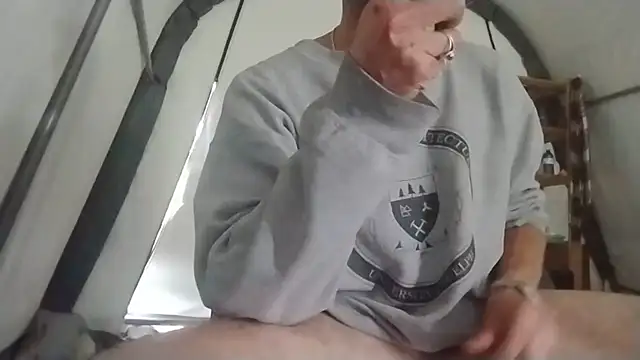 MaxSpadeErotica online show from 14, 6, 2026