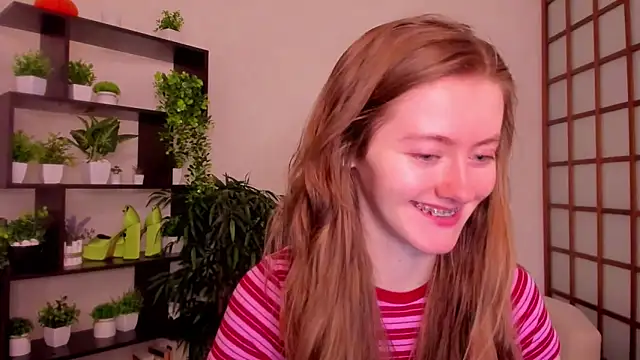 KateCuddle online show from 11, 9, 2025