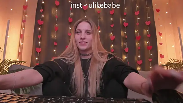 Snapshot of Anna_Fink chatting on 28, 2, 2025 Anna Fink online show from 28, 2, 2025