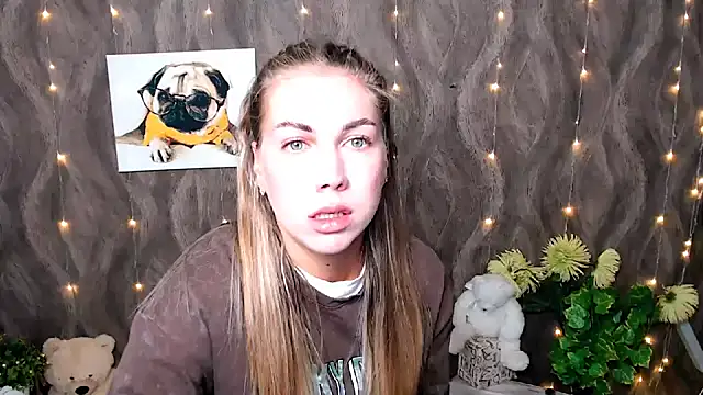 Snapshot of Sport_Tall_Doll chatting on 9, 9, 2025 Sport Tall Doll online show from 9, 9, 2025