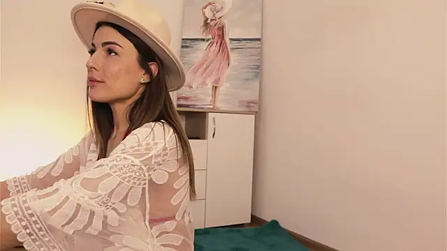 Misslullu online show from 23, 3, 2025