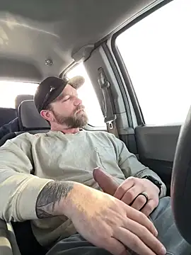 Snapshot of 8inchHOLEpunch chatting on 5, 1, 2025 8inchHOLEpunch online show from 5, 1, 2025