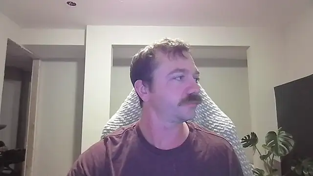 Snapshot of 8inchHOLEpunch chatting on 14, 11, 2025 8inchHOLEpunch online show from 14, 11, 2025