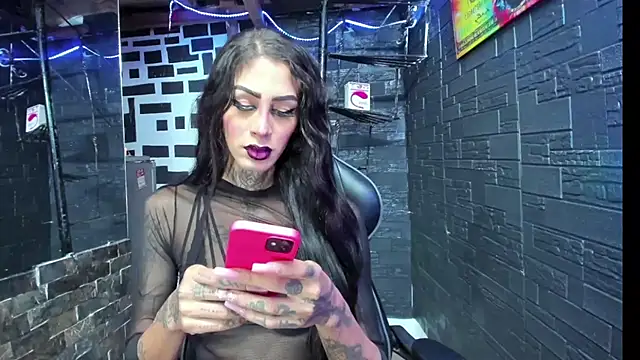 kissingdevil online show from 24, 10, 2025