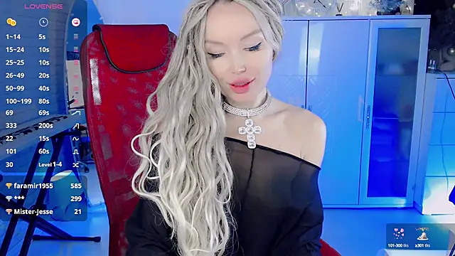 WhiteBunny online show from 24, 12, 2024