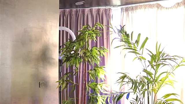 Snapshot of HotSkinnyX chatting on 11, 10, 2025 HotSkinnyX online show from 11, 10, 2025