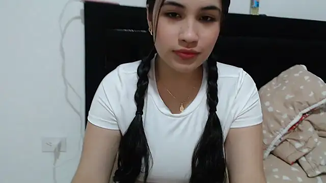 Snapshot of InocentHeaven1 chatting on 27, 7, 2026 InocentHeaven1 online show from 27, 7, 2026