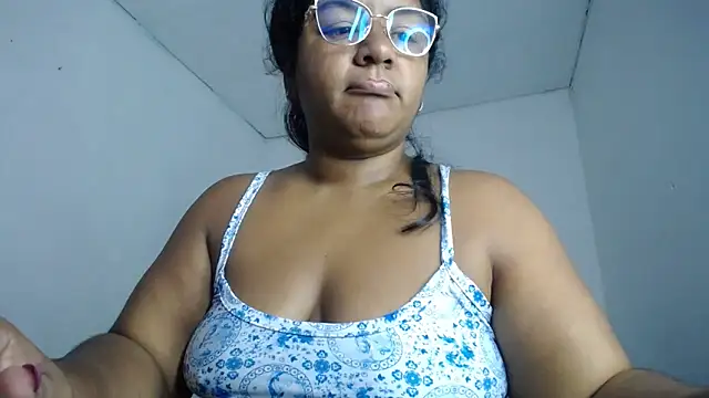 Snapshot of victoris chatting on 8, 5, 2026 victoris online show from 8, 5, 2026