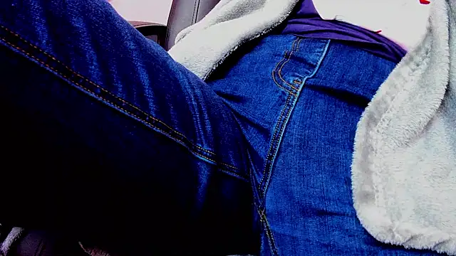 Persephoni online show from 1, 2, 2025