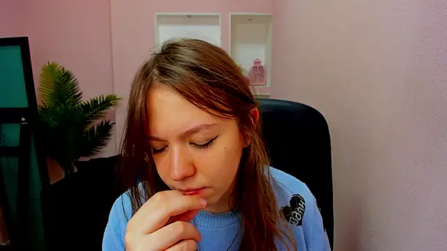 Persephoni online show from 12, 10, 2025